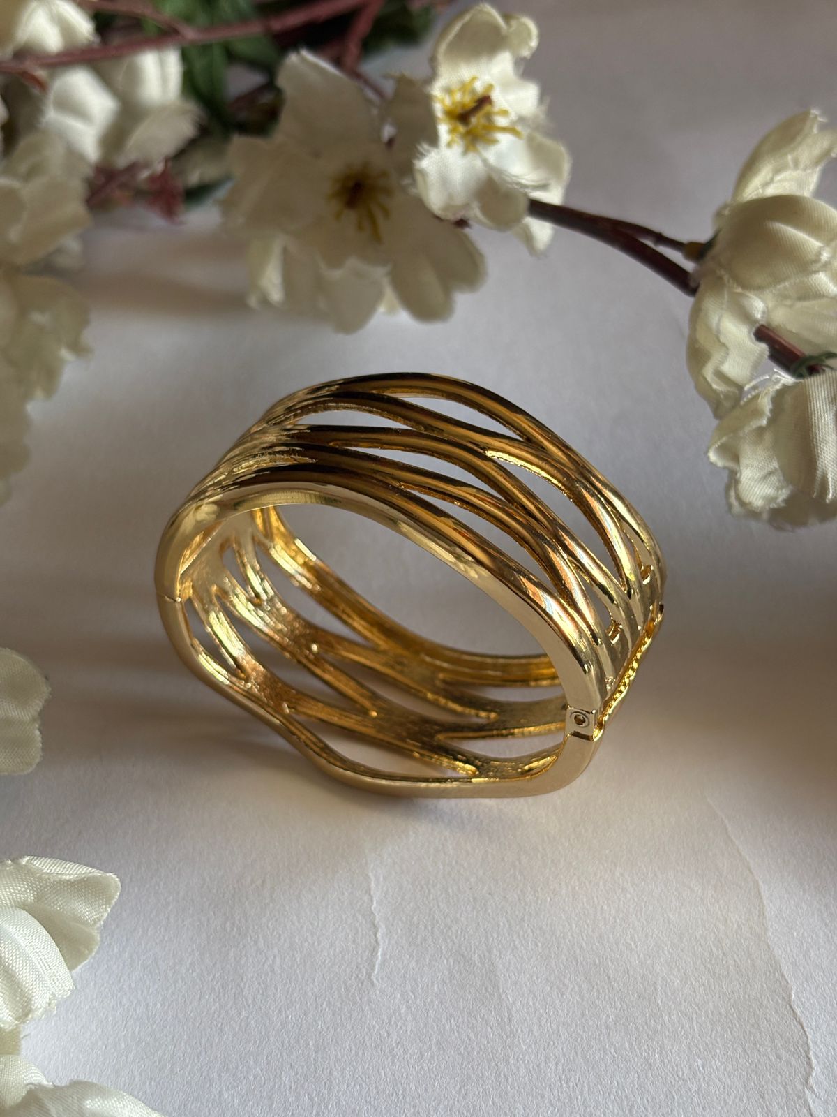 The Zephyr Cuff - Image 2